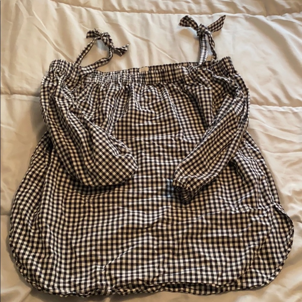 Gap off shoulder Top